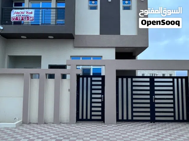 250 m2 5 Bedrooms Villa for Rent in Dhofar Salala