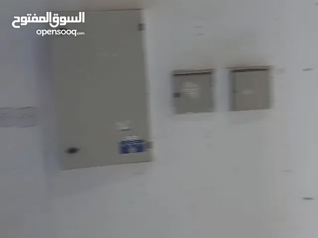 للايجار محل 22 متر باسواق القرين مرخص لا توجد مخالفات بالدور الارضى كهربا 3 فاز مع فترة سماح