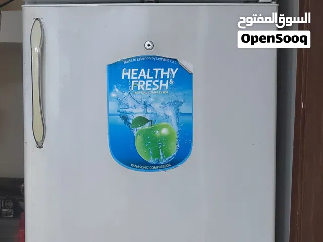 ثلاجه كونكورد نظيفة جدا فقط الفريز موكلش يجمد
