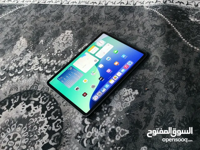 ايباد برو 2022جهاز خبش لا عيب لا شبه جديد