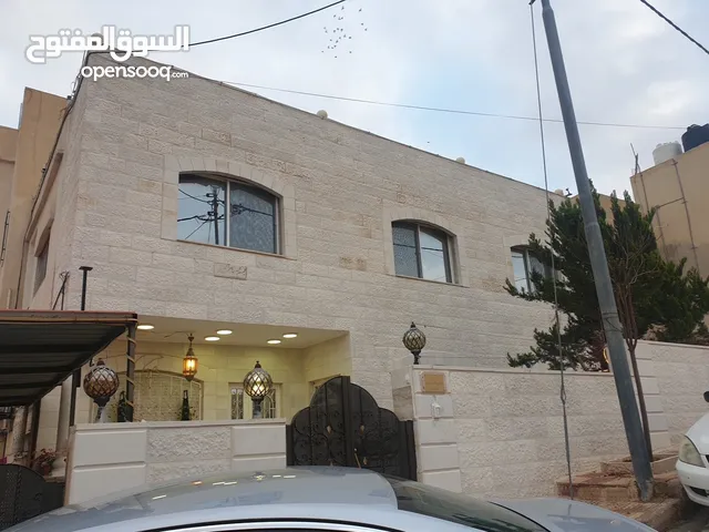 230 m2 3 Bedrooms Townhouse for Sale in Zarqa Al Zawahra