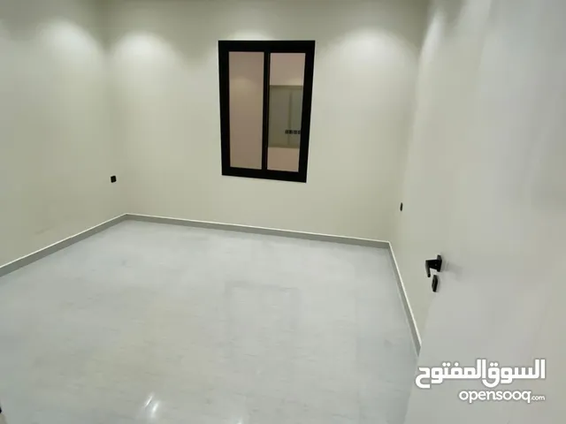 119 m2 4 Bedrooms Apartments for Rent in Al Riyadh Al Qadisiyah