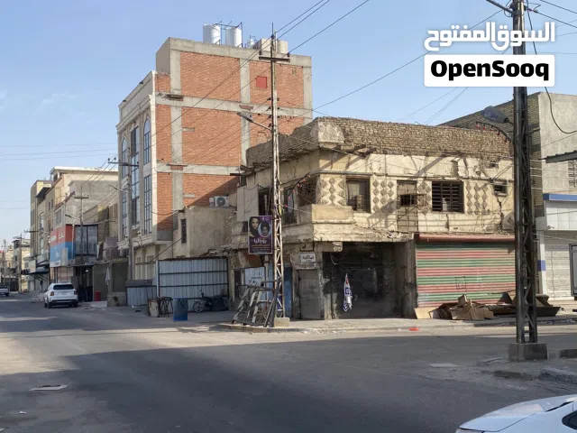 بيت للبيع في الجمهوريه الاولى موقع تجاري ركن يعتبر قطعه على سايدين السوق للاستفسار