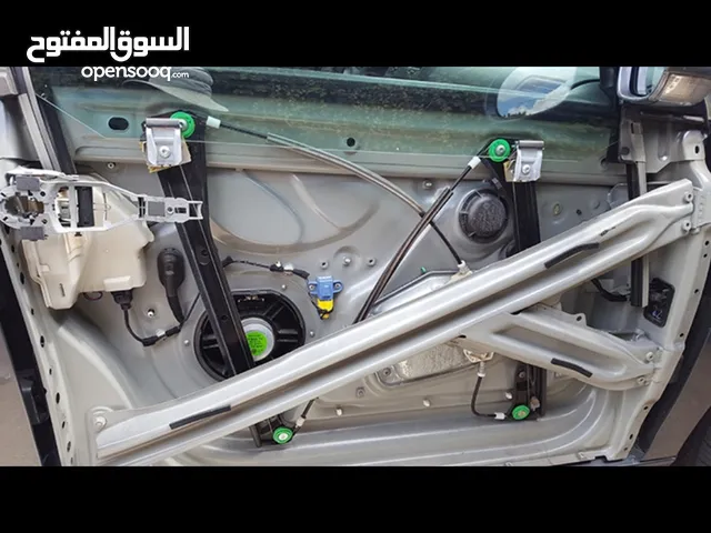 صيانة وتصليح وتغيير جميع مكنات شبابيك السيارات