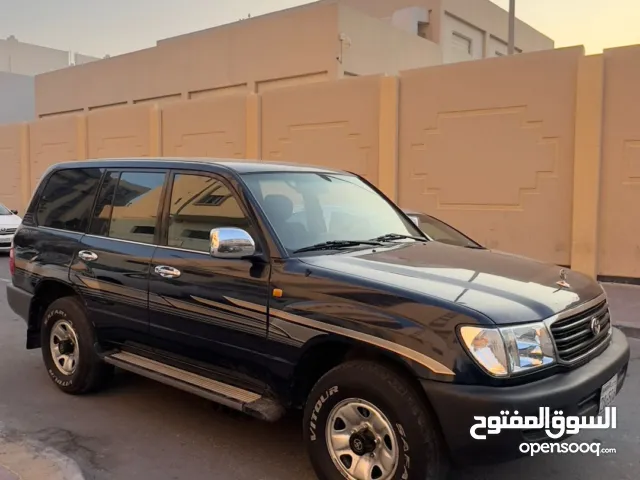 Used Toyota Land Cruiser in Muharraq