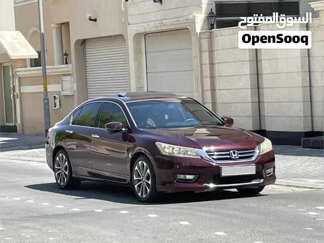 2014 هوندا اكورد Standard