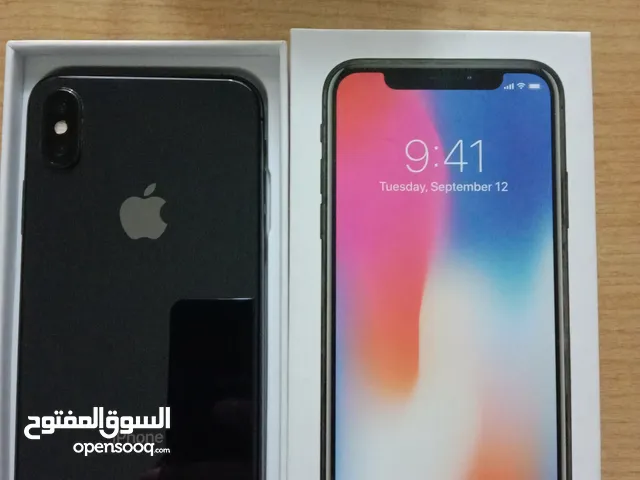 Apple iPhone X 64 GB in Beirut