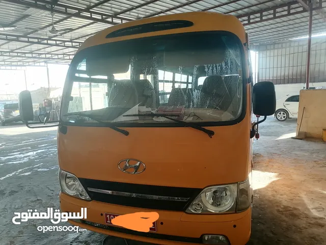 فرصة باص مع 2 عقد مدرسة حكوميين للبيع