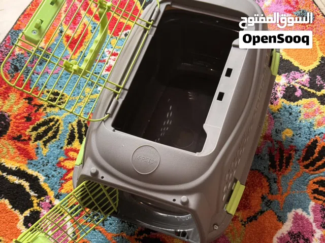 اكسسوارات للقطط للبيع مثل الجديده مستعله لمده10 ايام فقط