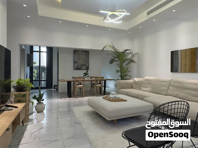 فيلا فاخرة للإيجار العامره عجمان قرب مدينة الإمارات