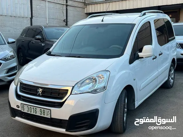 بيجو بارتنر TB 2017