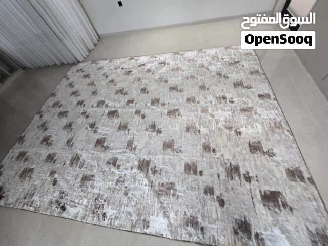 زولية قياس 4×3 تركية استعمال بسيط جدا جدا نسبة النظافة 95%