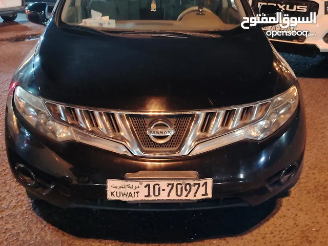 للبيع نيسان مورانو اسود ملكي 2010