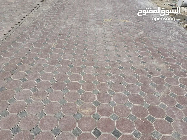 بلاط انترلوك مستعمل بحالة جيدة للبيع في دبي المزهر 2