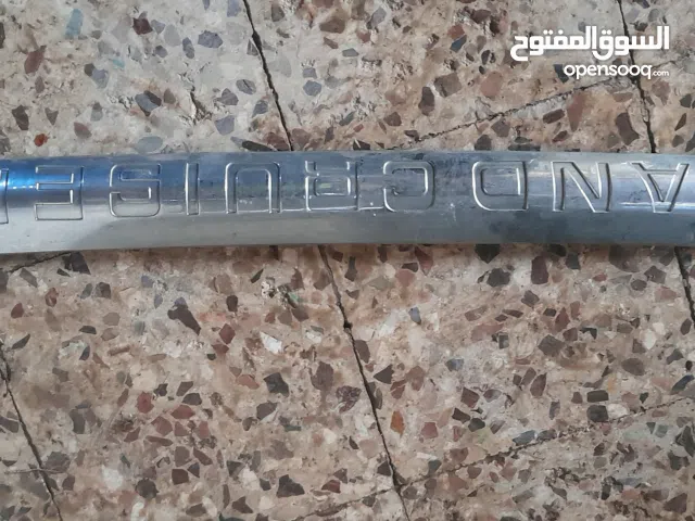 نيكلة طمبون لاند كروزر