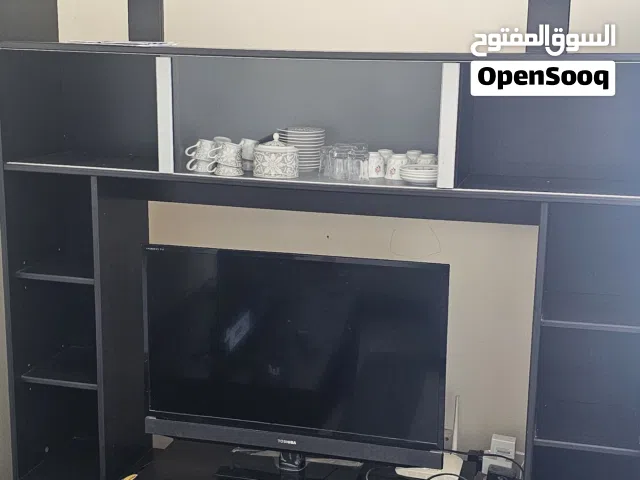 طاولة تلفاز