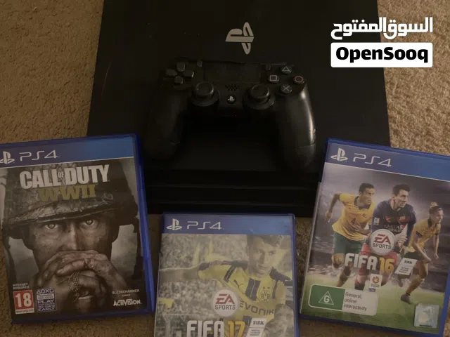 Ps4 pro 1 TB .   بليستيشن 4 برو 1 تيرابايت