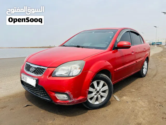 2010 كيا برايد Standard