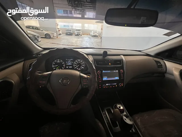 Used Nissan Altima in Ajman