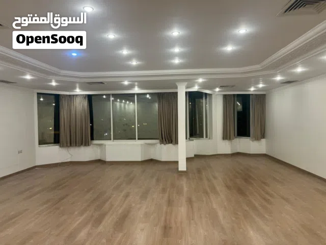 200 m2 3 Bedrooms Apartments for Rent in Hawally Salwa