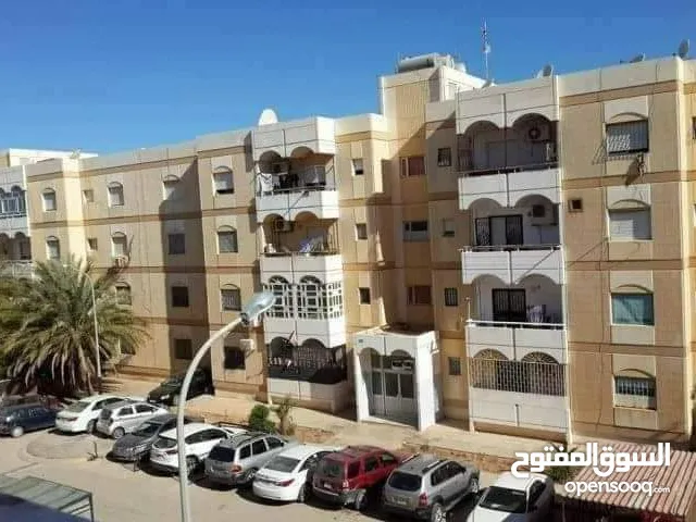 2222 m2 3 Bedrooms Apartments for Rent in Benghazi Qar Yunis