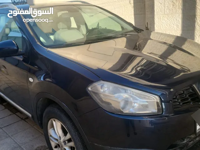 نيسان فشقاي 2012 بحاله جيده جدا