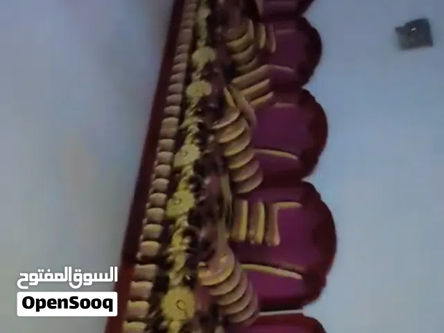 جلسة للبيع لوح
