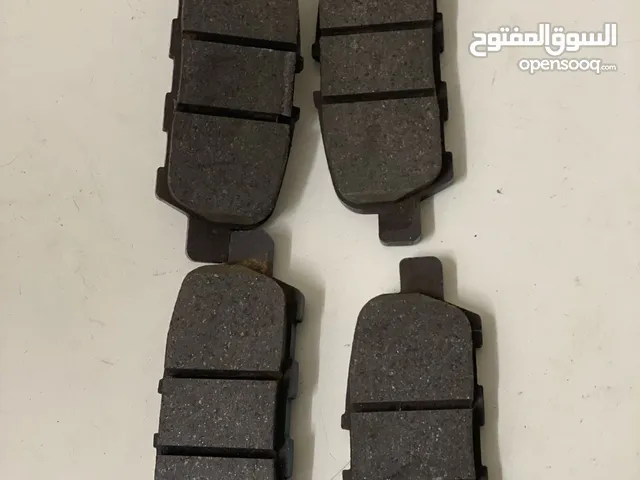 سفايف الخلفيه نيسان التيما موديل 2013 و طالع اصلي وكاله مستعمل نظاف