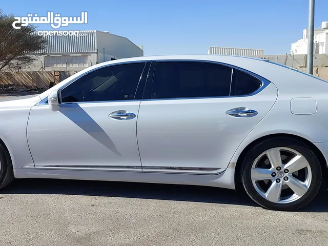 Used Lexus LS in Muscat