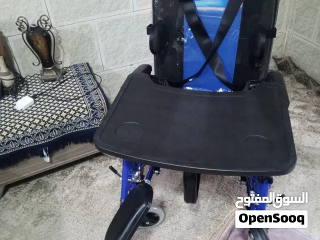 كرسي متحرك واضح لحالات الشلل لم يستخدم