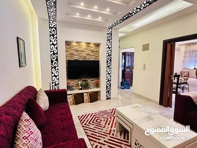 300m2 3 Bedrooms Apartments for Sale in Amman Umm Zuwaytinah