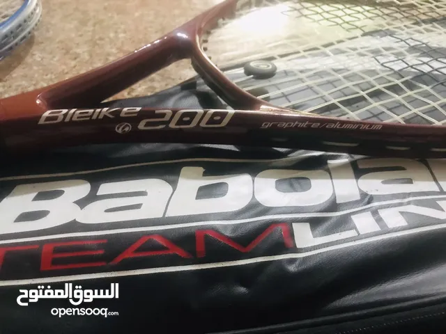 مضرب تنس ارضي