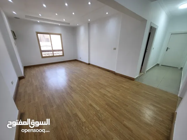 للعيادات والشركات والمقرات الاداريه بسرايات المعادي قرب محطة مترو المعادي هاي ديلوكس