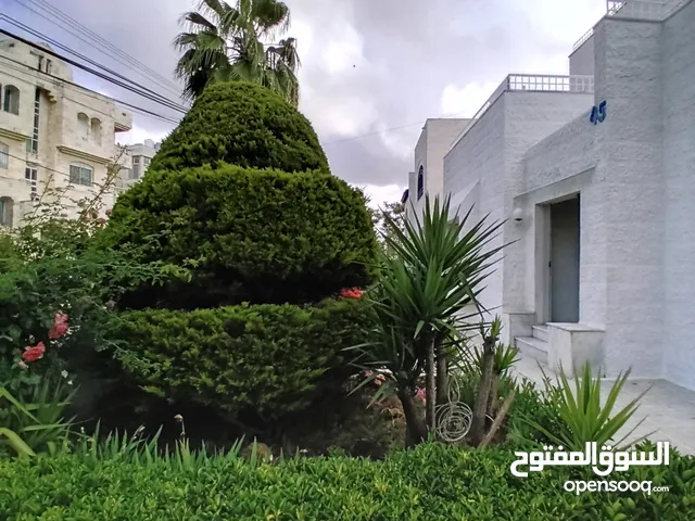 450 m2 5 Bedrooms Villa for Rent in Amman Mecca Street