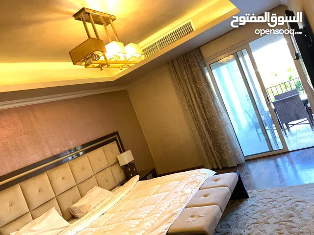 300 m2 4 Bedrooms Villa for Rent in Giza Sheikh Zayed