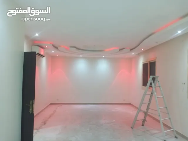 450 m2 More than 6 bedrooms Villa for Rent in Al Riyadh Dhahrat Laban