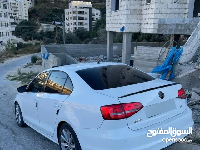 فولكس فايجن جيتا 2015