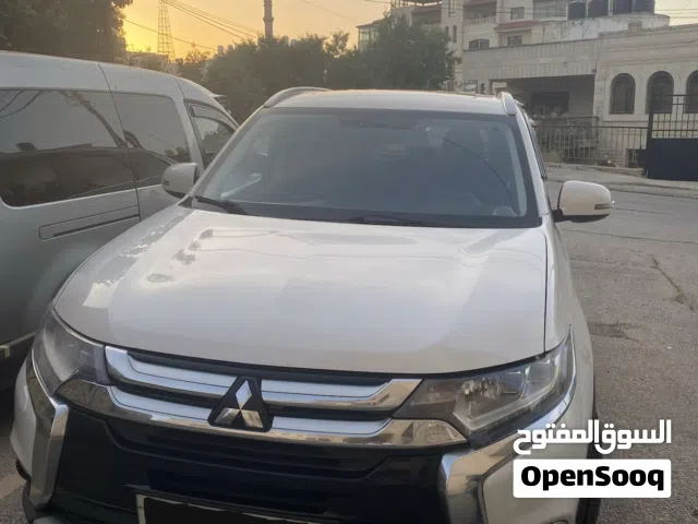 Mitsubishi Outlander 2016