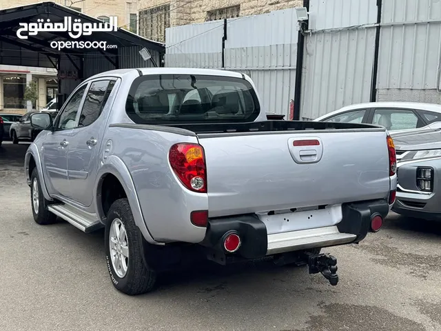 Used Mitsubishi L200 in Hebron