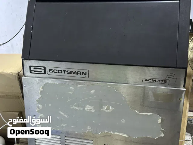 ايس ميكر ice maker