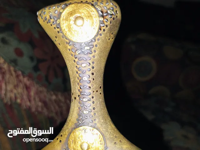 جنبيه صيفاني يمنيه اثريه عمرها 300 سنه