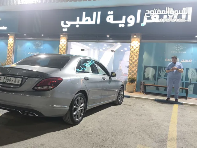 مرسيدس بنز الفئه c200 بنزين