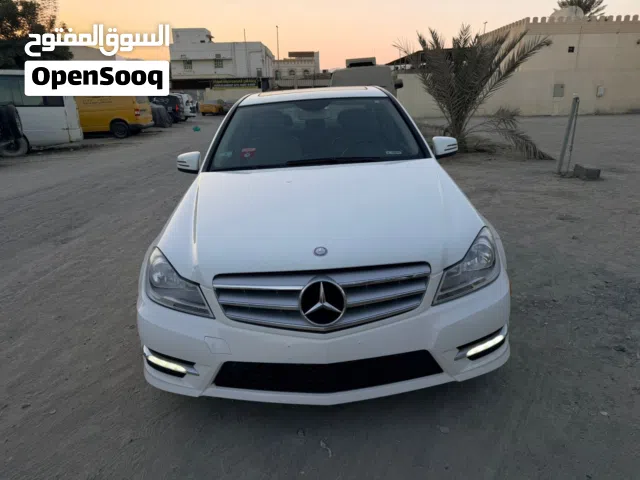 Mercedes Benz C300 2013 Full option