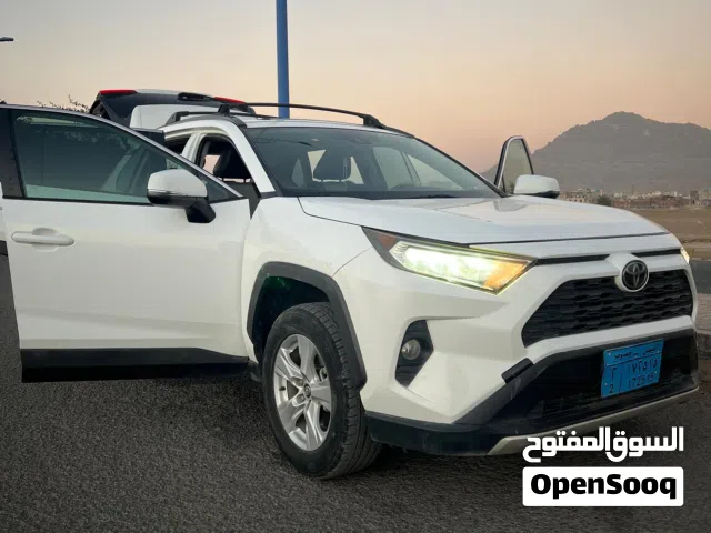 تويوتارافورموديل2020 مجمرك فل كامل كراسي كهربا4بصطم مجمرك فل كامل وكالهمجمرك فل كامل وكاله مضمون من