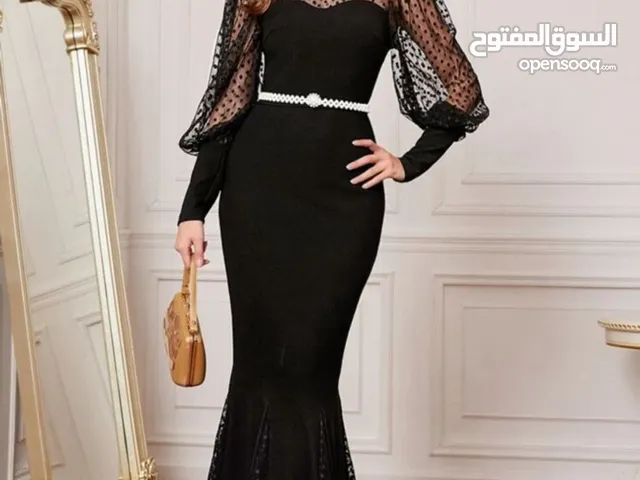 فساتين للبيع