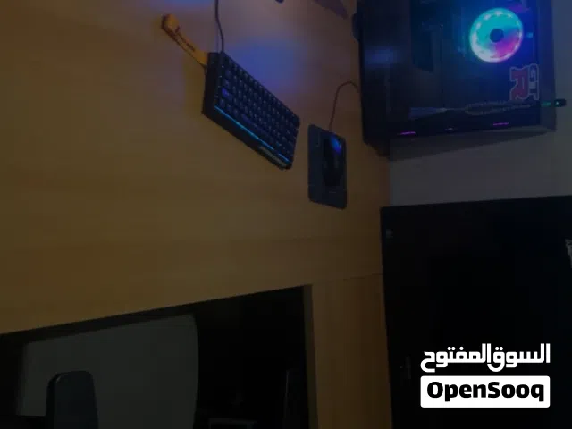 طاوله نضيفه وقويه مع الظمان الين موقويه رجعه السع بلاش
