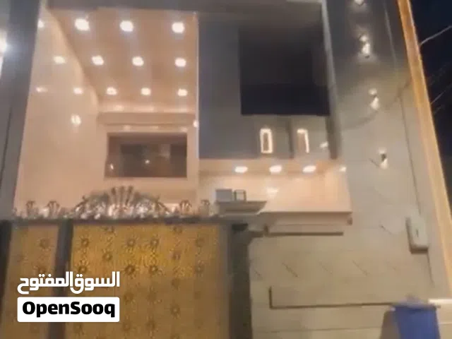 200 m2 5 Bedrooms Townhouse for Rent in Basra Jaza'ir