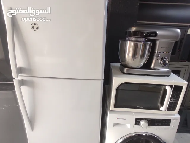 ثلاجة وغسالة ومايكرويف وعجانة للبيع