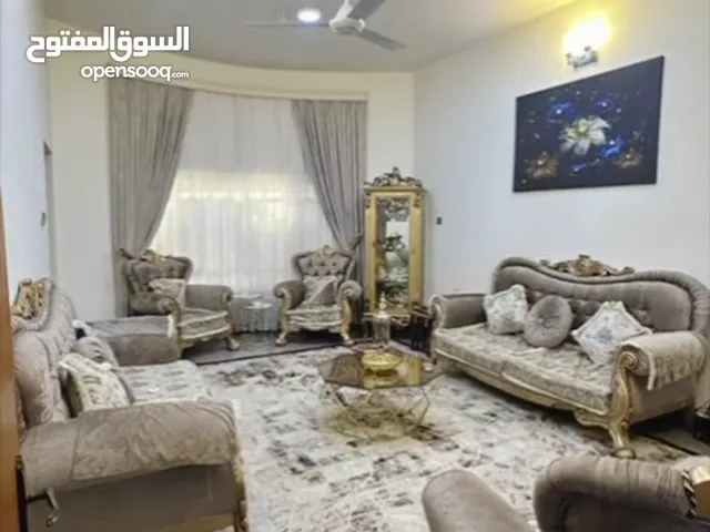 250 m2 More than 6 bedrooms Villa for Sale in Basra Kut Al Hijaj