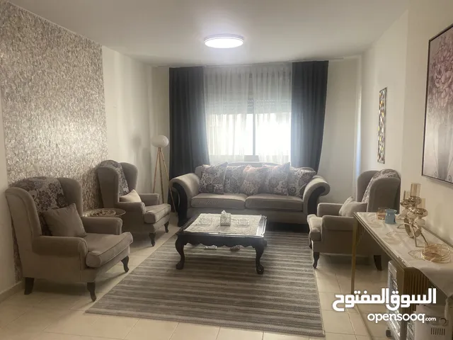 صالون مستعمل بحالت لجديد للمعني فقط